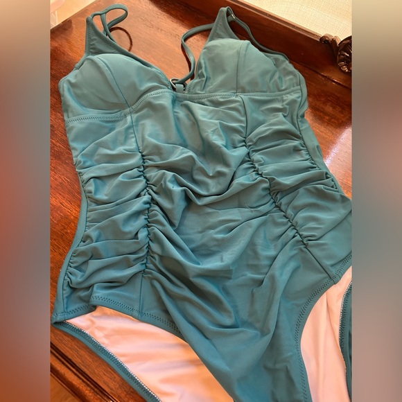 Cupshe Teal One-Piece Swimsuit With Bonus Coverup. Size Large. NWT - Picture 3 of 8